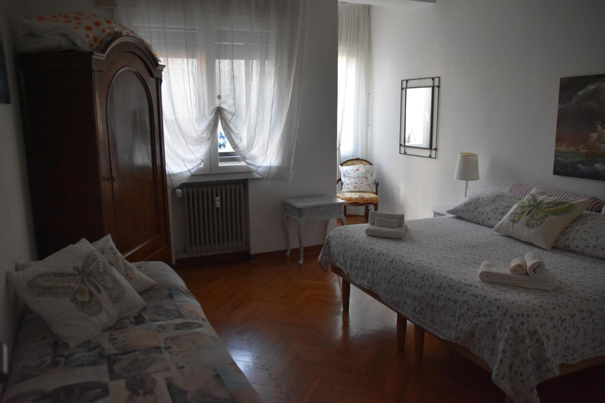 Residenza Delle Farfalle-Tripla Con Bagno Privato E Matrimoniale Con Bagno Condiviso Padua Exterior foto