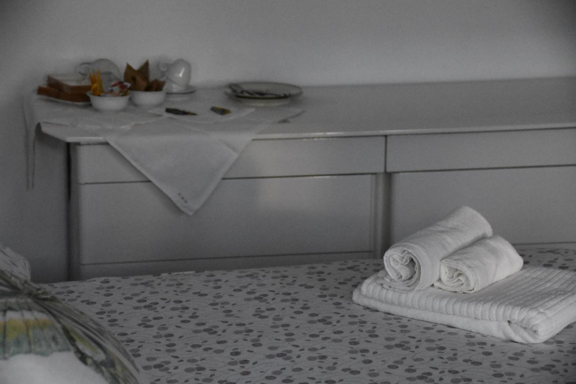 Residenza Delle Farfalle-Tripla Con Bagno Privato E Matrimoniale Con Bagno Condiviso Padua Exterior foto